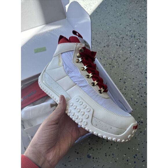 Freshy Navigator Boots White & Red Sneaker/Snow Boots New With Box Size 11.5 - Picture 5 of 7